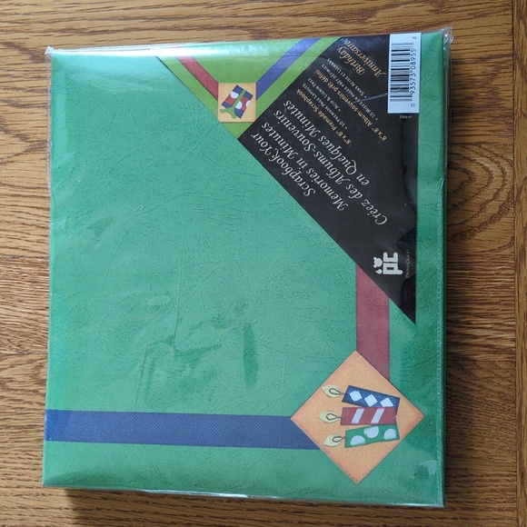 Birthday scrapbook Provo craft junk journal 8 x 8 unused pre-owned 10 page - Picture 1 of 9